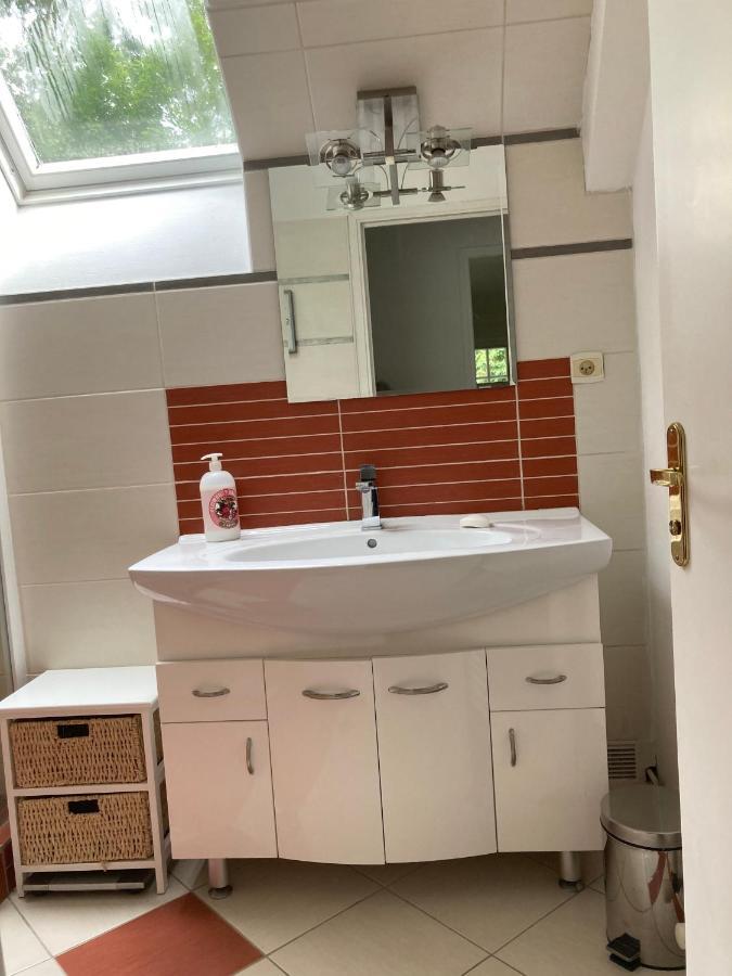 Le Bois Des Sources Apartment Saint-Marcel  Ngoại thất bức ảnh